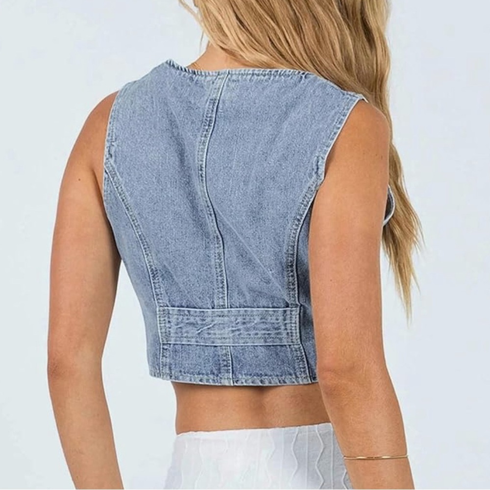 Size small denim vest - Picture 2 of 3